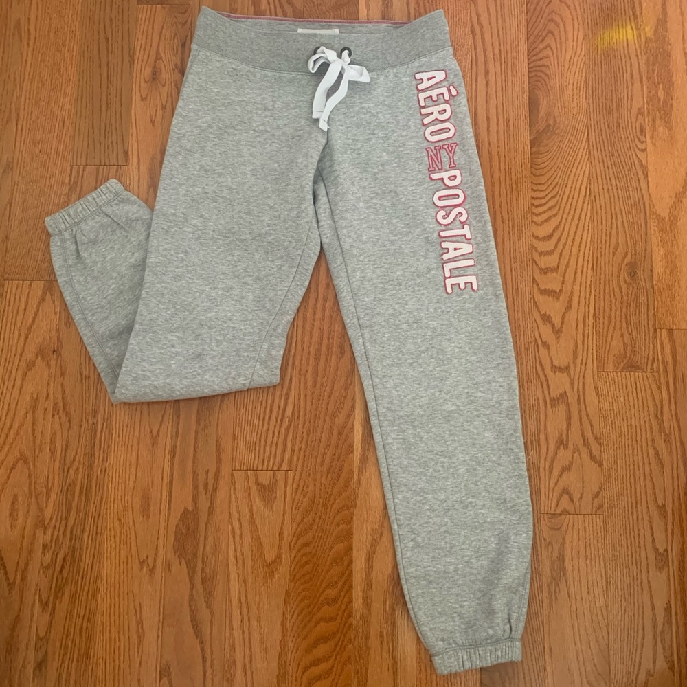 Size SP 🦋 Aeropostale Sweatpants